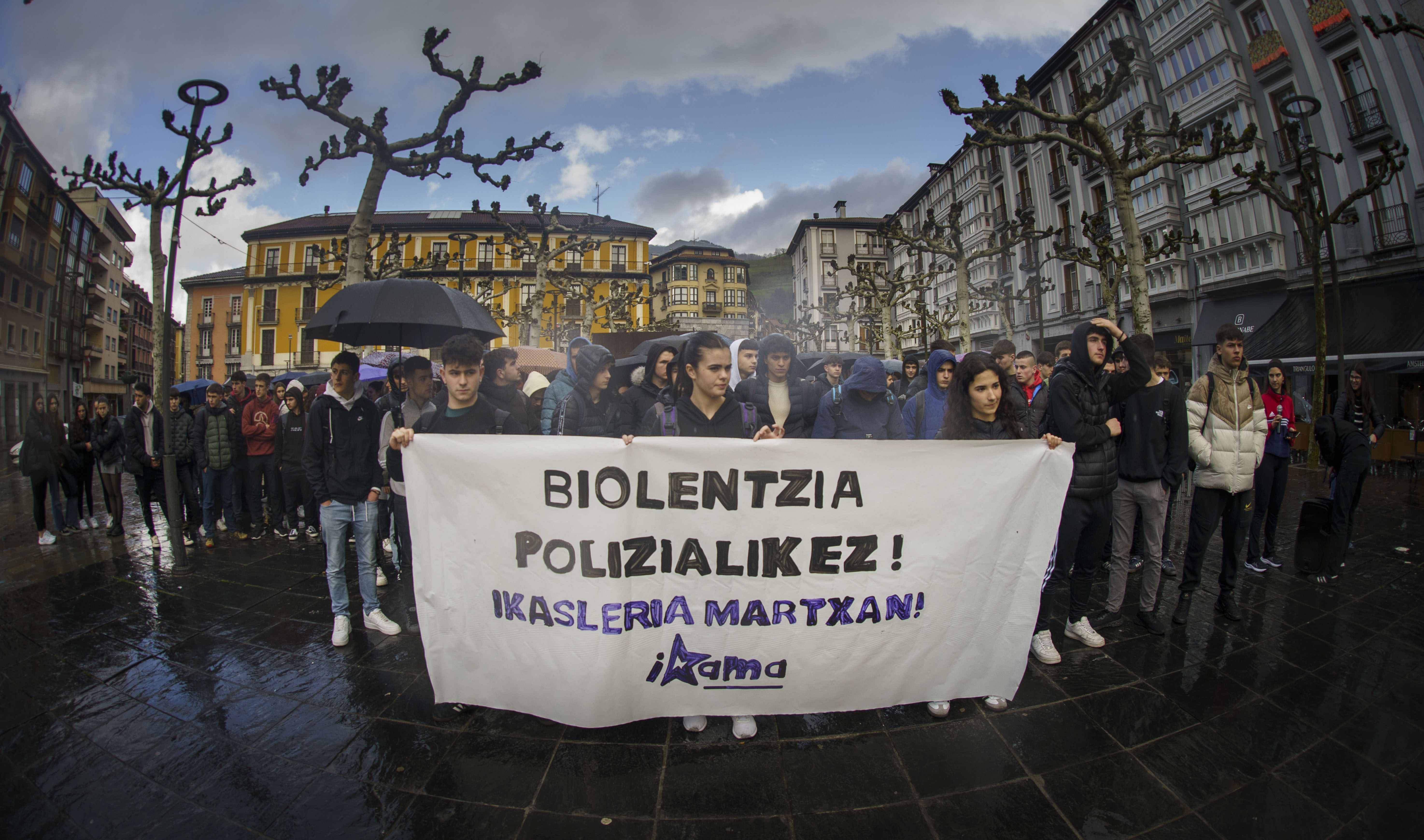 Ikama ikasle taldearen protesta, gaur, Tolosan. JON URBE / FOKU