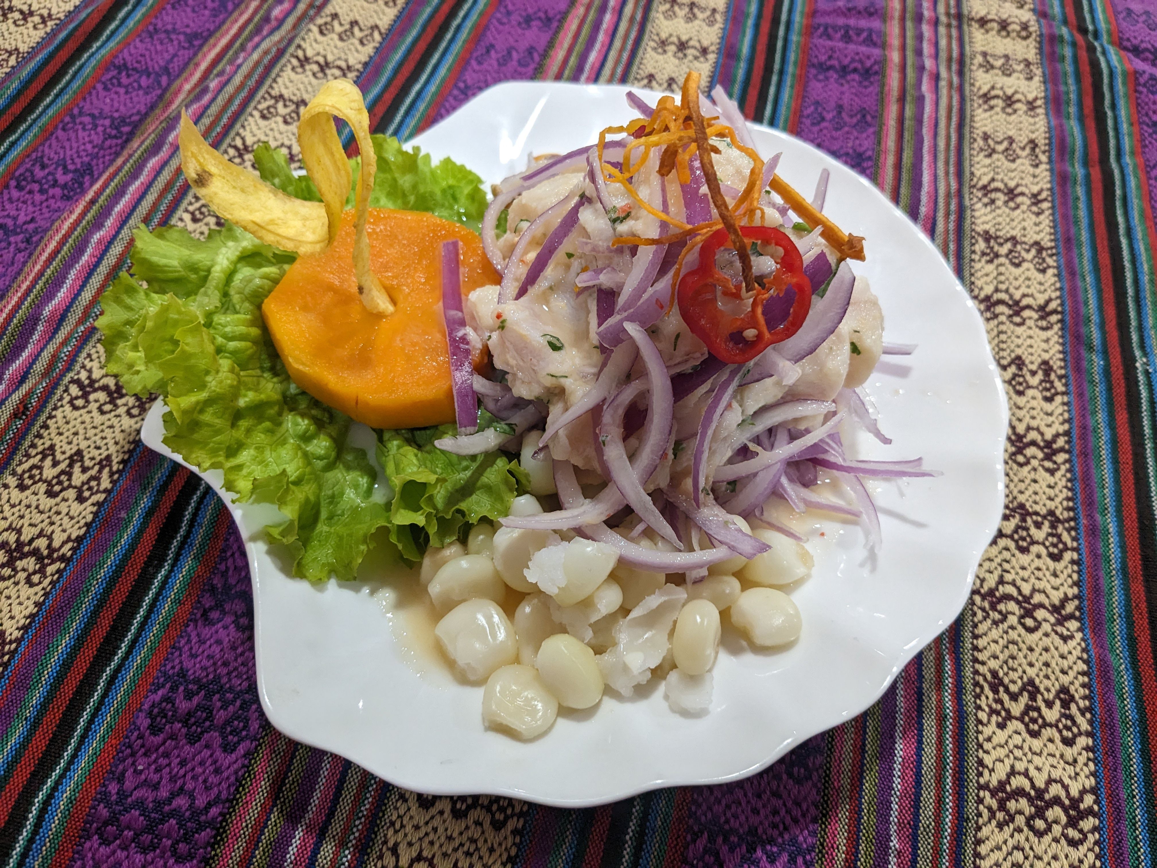 Lourdes Candiak kozinatutako Peruko Ceviche tradizionala. BERRIA