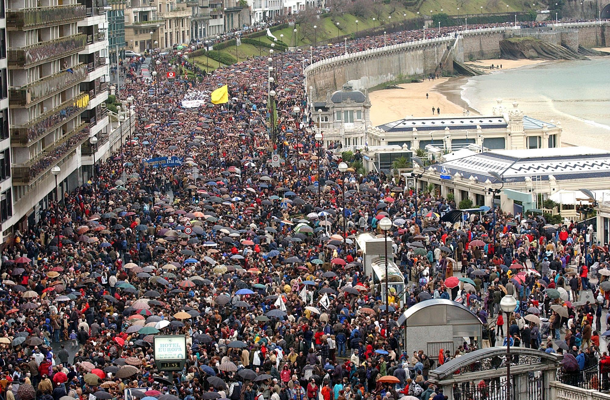 EGUNKARIA AUZIA - MANIFESTAZIOA