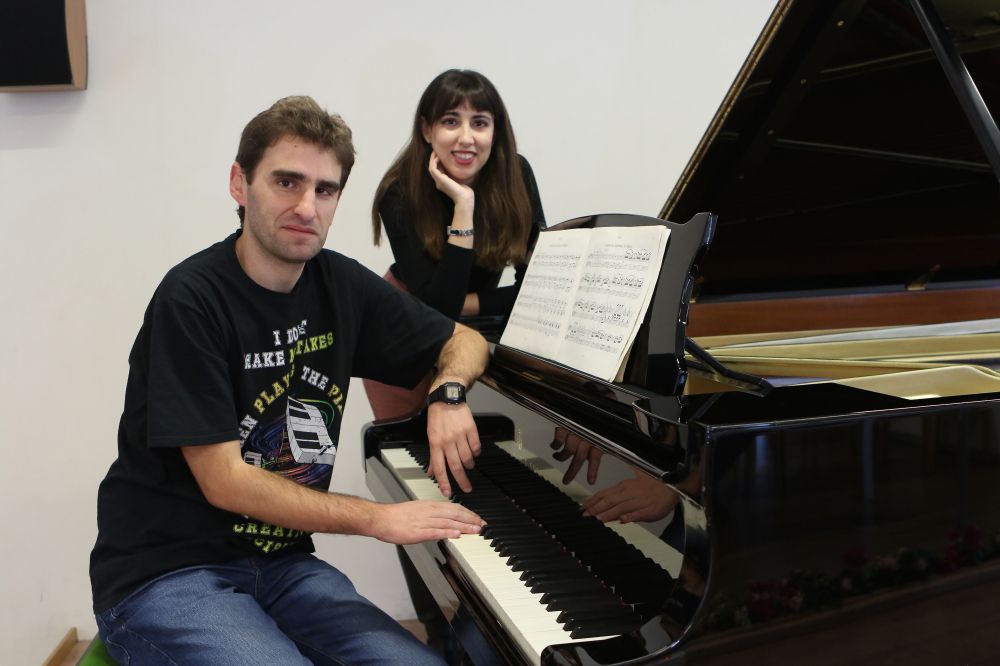 Oier Etxaburu eta Marta Cena pianistak Oier Etxaburu eta Marta Cena pianistak