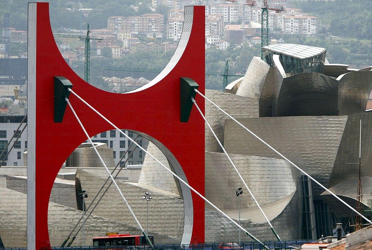 Bilboko Guggenheim museoa, artxiboko irudi batean. LUIS TEJIDO / EFE.