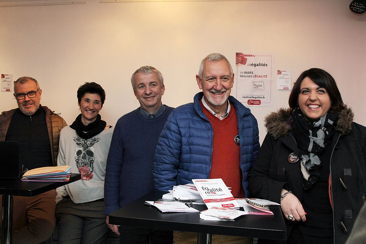Les Bascos elkarteko kideak. A. LUCAS. Les Bascos elkarteko kideak. A. LUCAS.