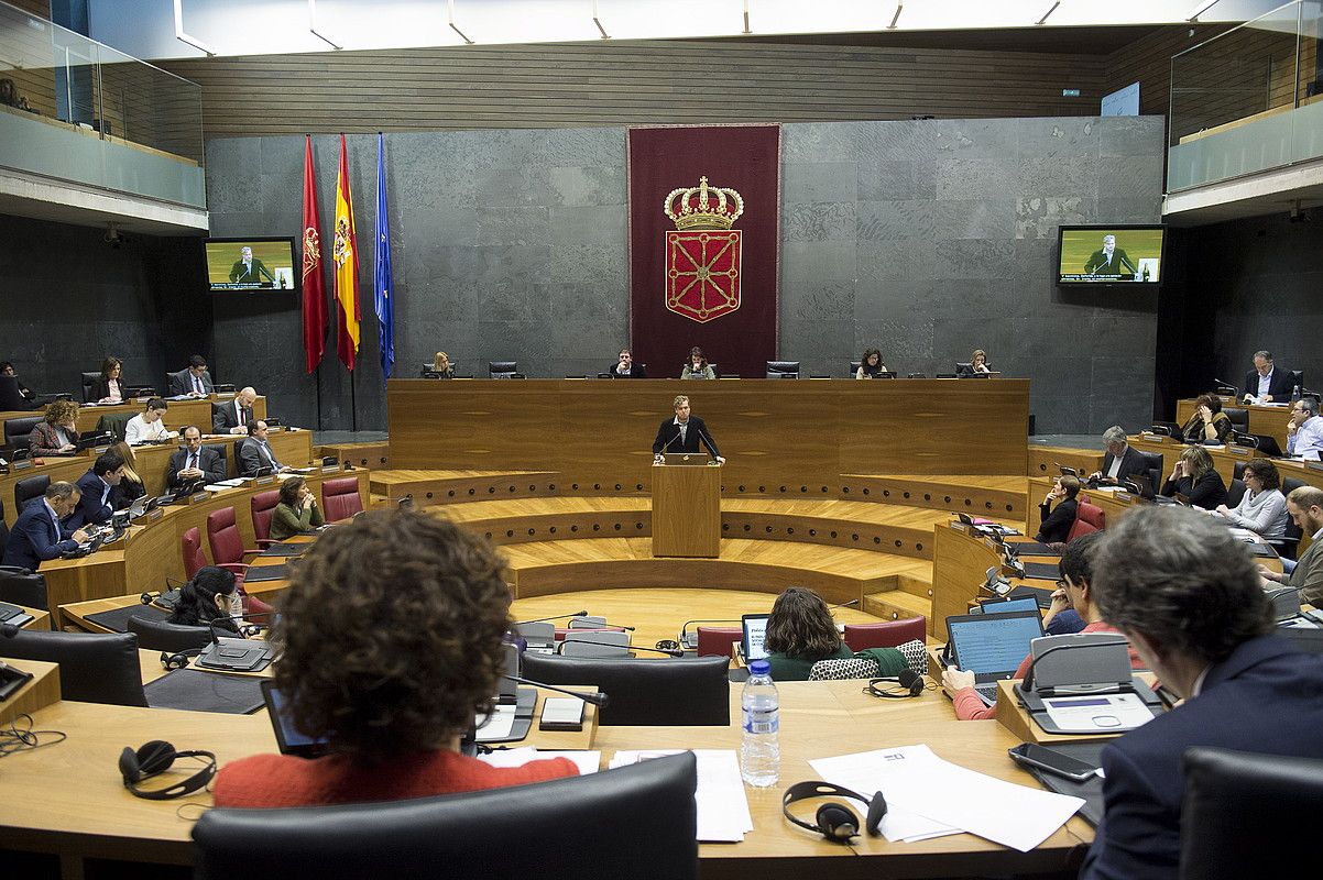 Etziko greba feministak eragina izango du Eusko Legebiltzarrean eta Nafarroako Parlamentuan. IÑIGO URIZ / ARGAZKI PRESS.