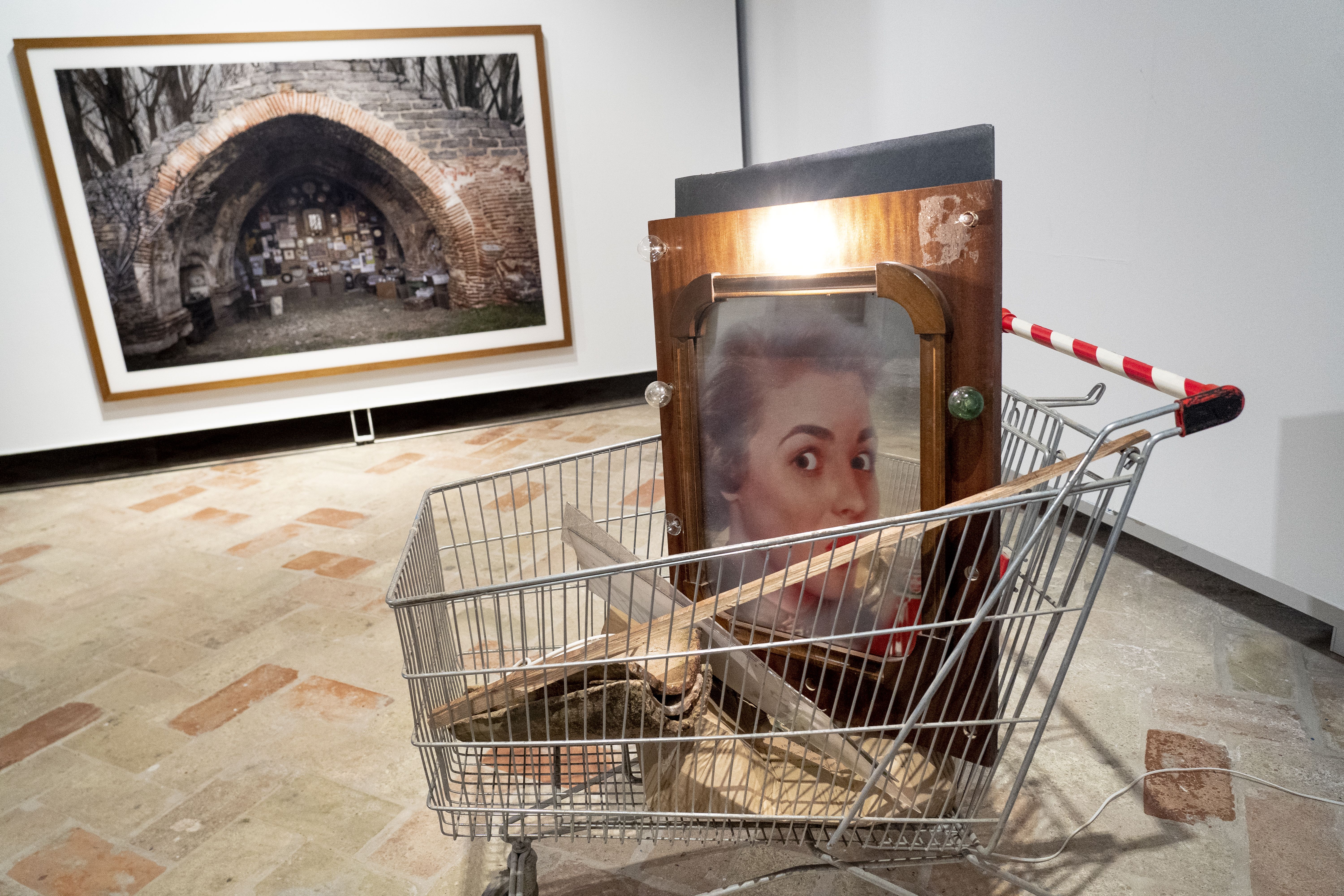 (ID_13657592) (Iñigo Uriz/@FOKU) 2024-03-01, Iruñea. Angel Marcosek erakusketa Iruñeko Ziudadelan, \