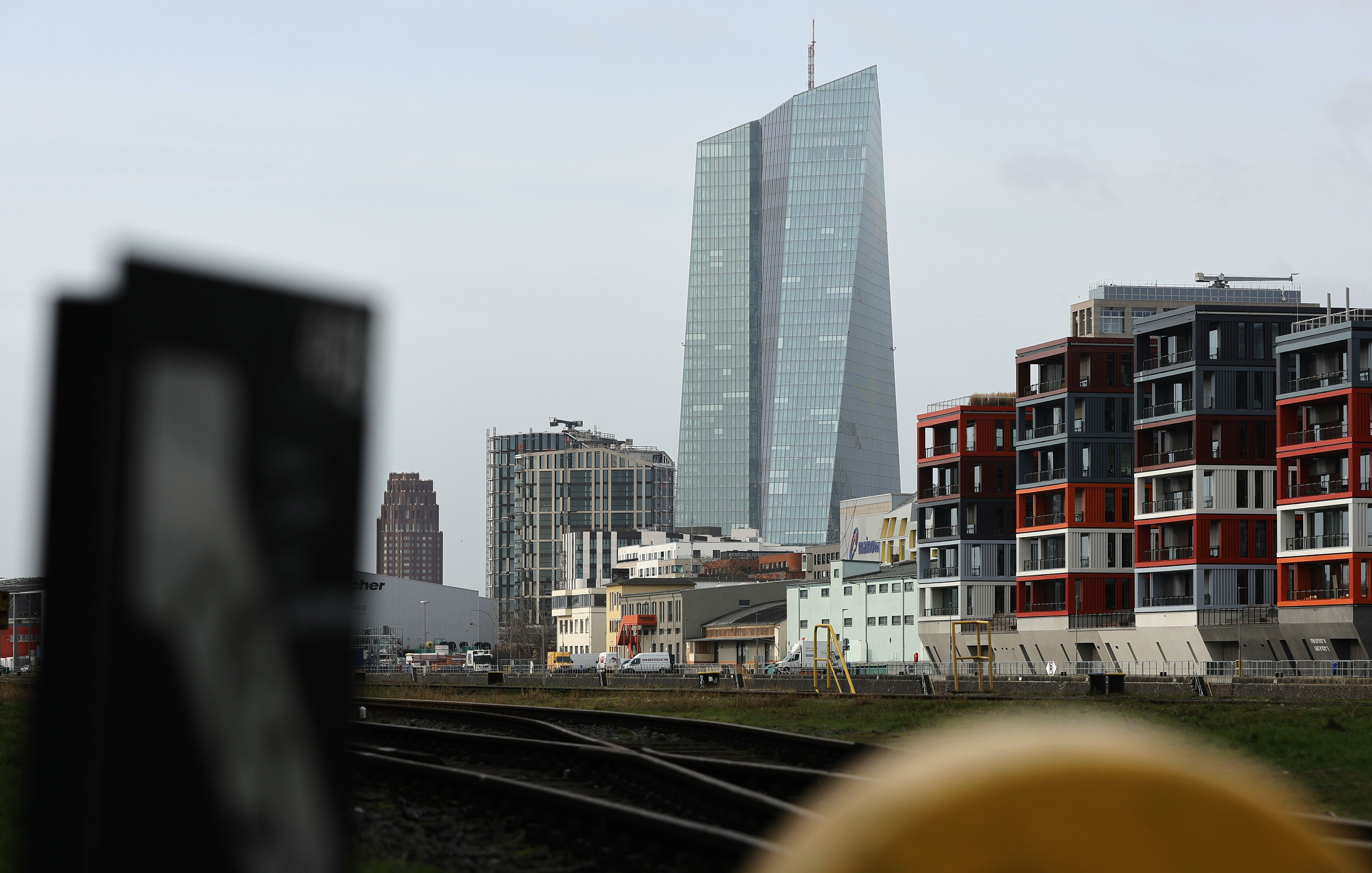 EBZren dorrea, Frankfurten. ROLAND WITTEK / EFE