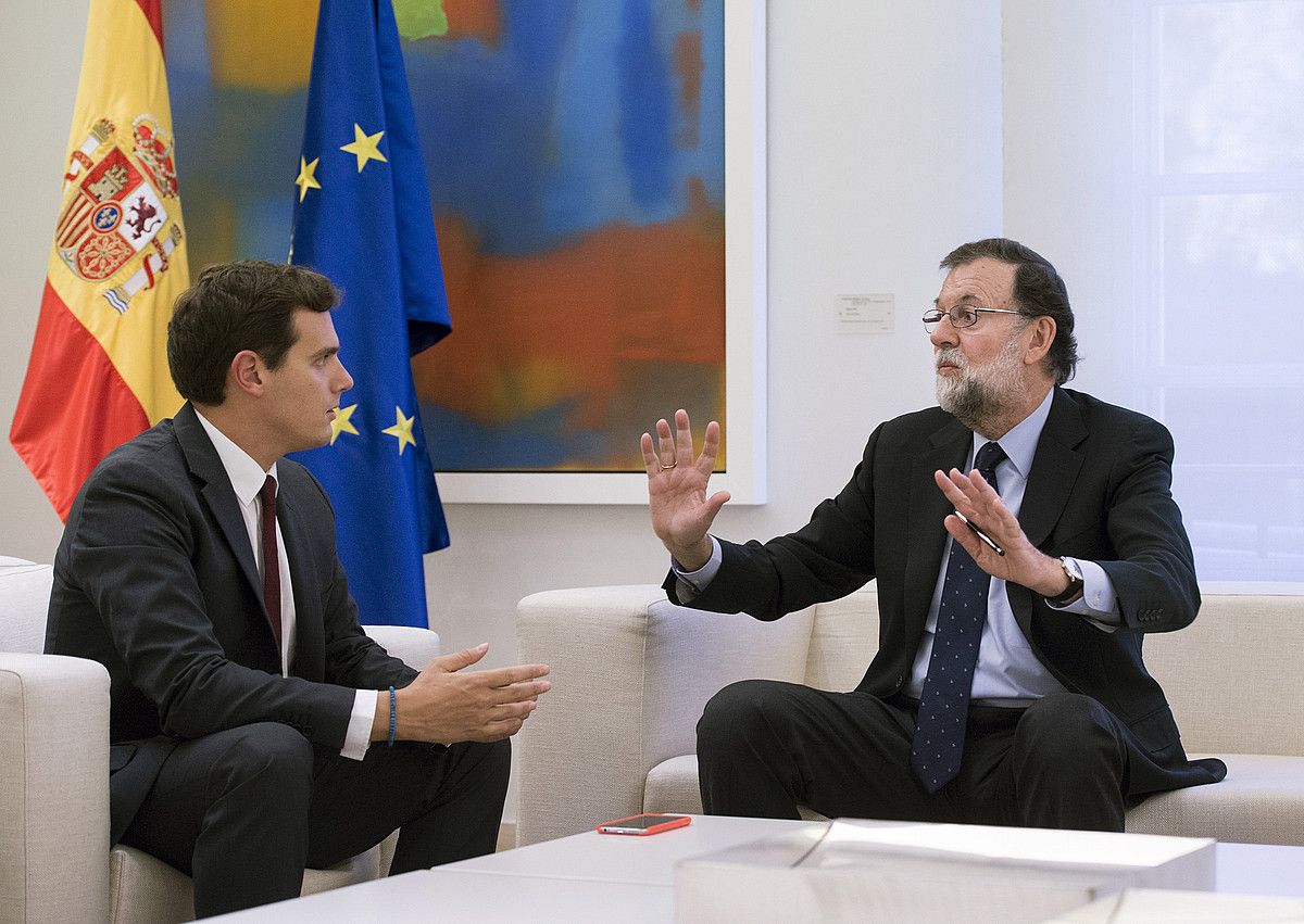 Albert Rivera eta Mariano Rajoy, Moncloan, iazko azaroan. LUCA PIERGIOVANNI / EFE.