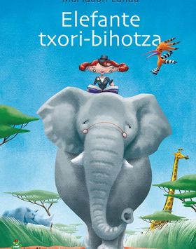 Mariasun Lanadaren 'Elefante txori-bihotza' liburua. Mariasun Lanadaren 'Elefante txori-bihotza' liburua.