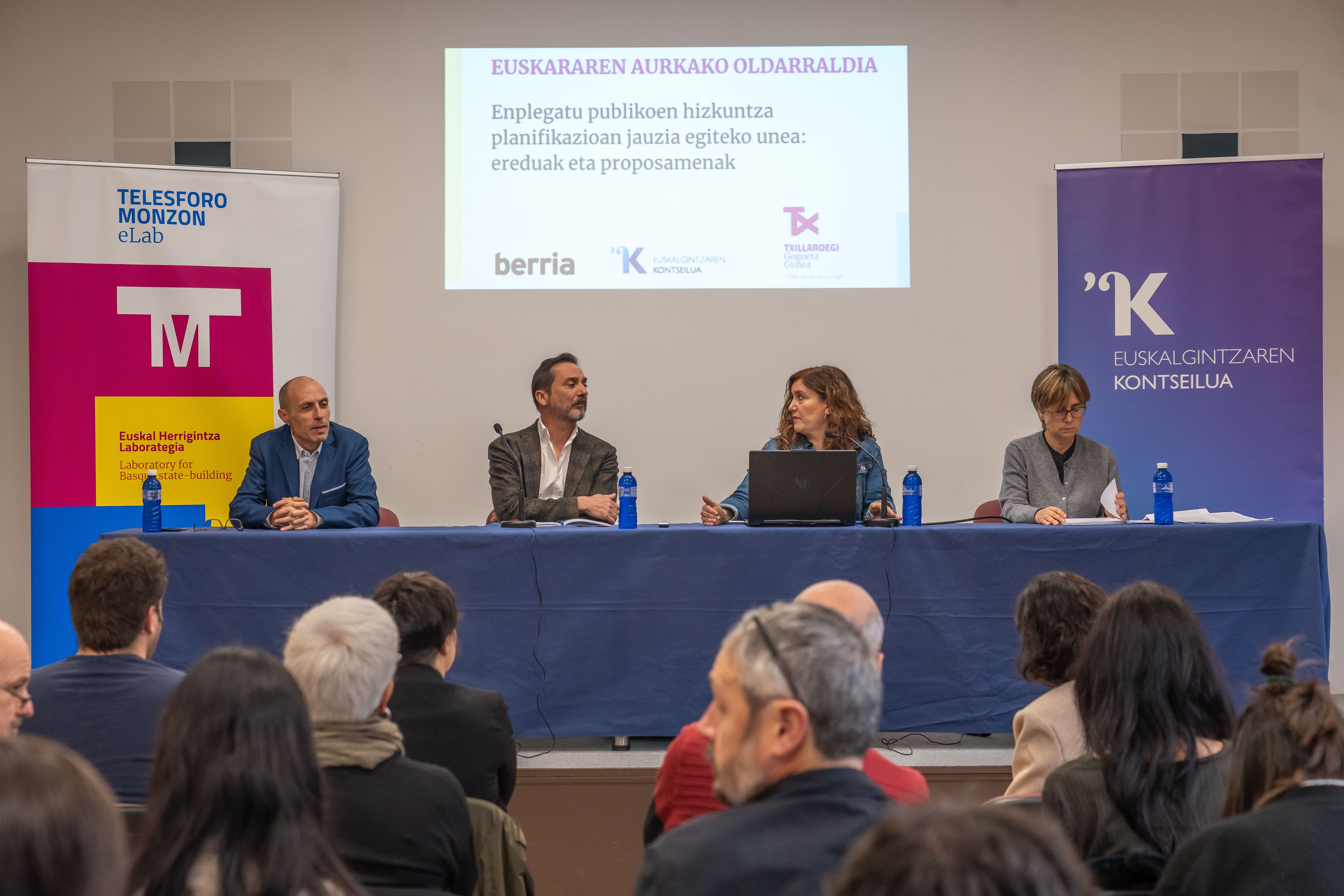 Carlos Amoedo, Iñigo Urrutia, Idurre Eskisabel eta Eva Pons gaur, Andoainen. ANDONI CANELLADA / FOKU