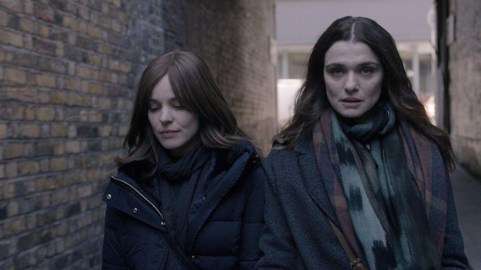 Rachel McAdams eta Rachel Weisz aktoreek parte hartzen dute filmean. BERRIA. Rachel McAdams eta Rachel Weisz aktoreek parte hartzen dute filmean. BERRIA.