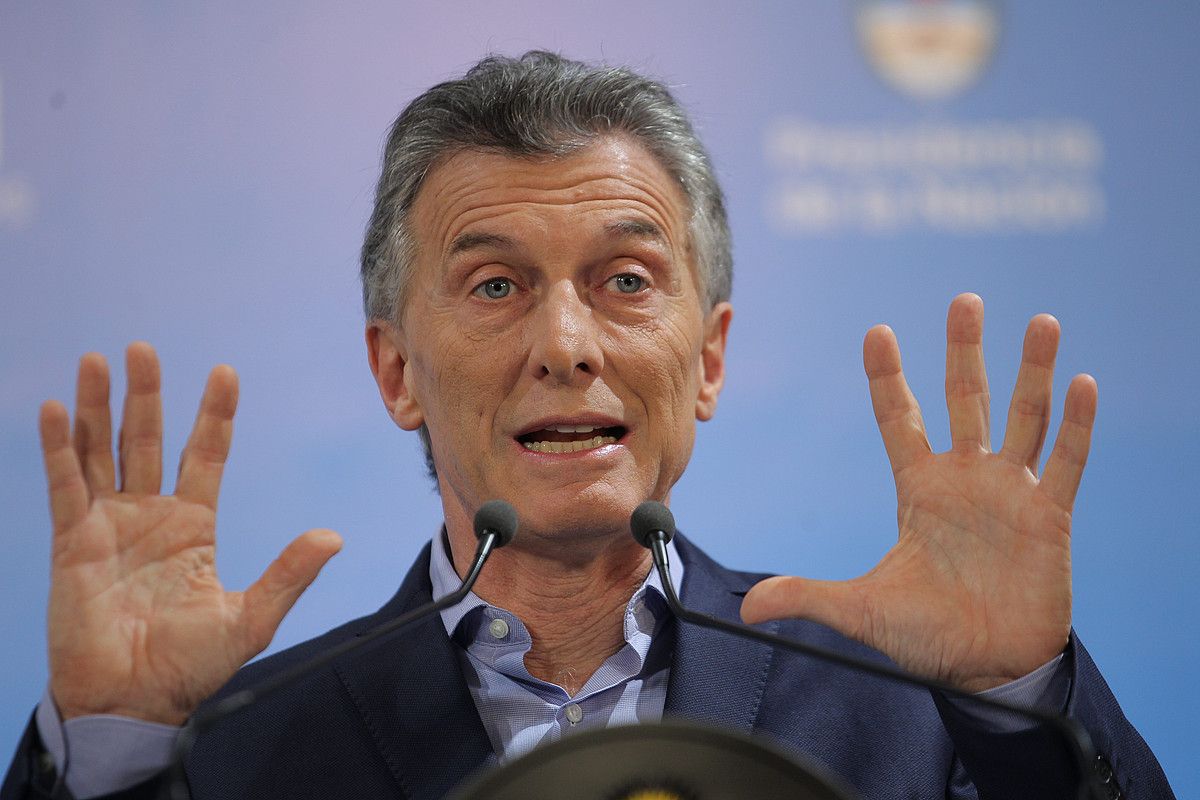 Mauricio Macri Argentinako presidentearen agerraldia, joan den maiatzean, truke krisiaz aritzeko. JAVIER CAAMAÑO / EFE.