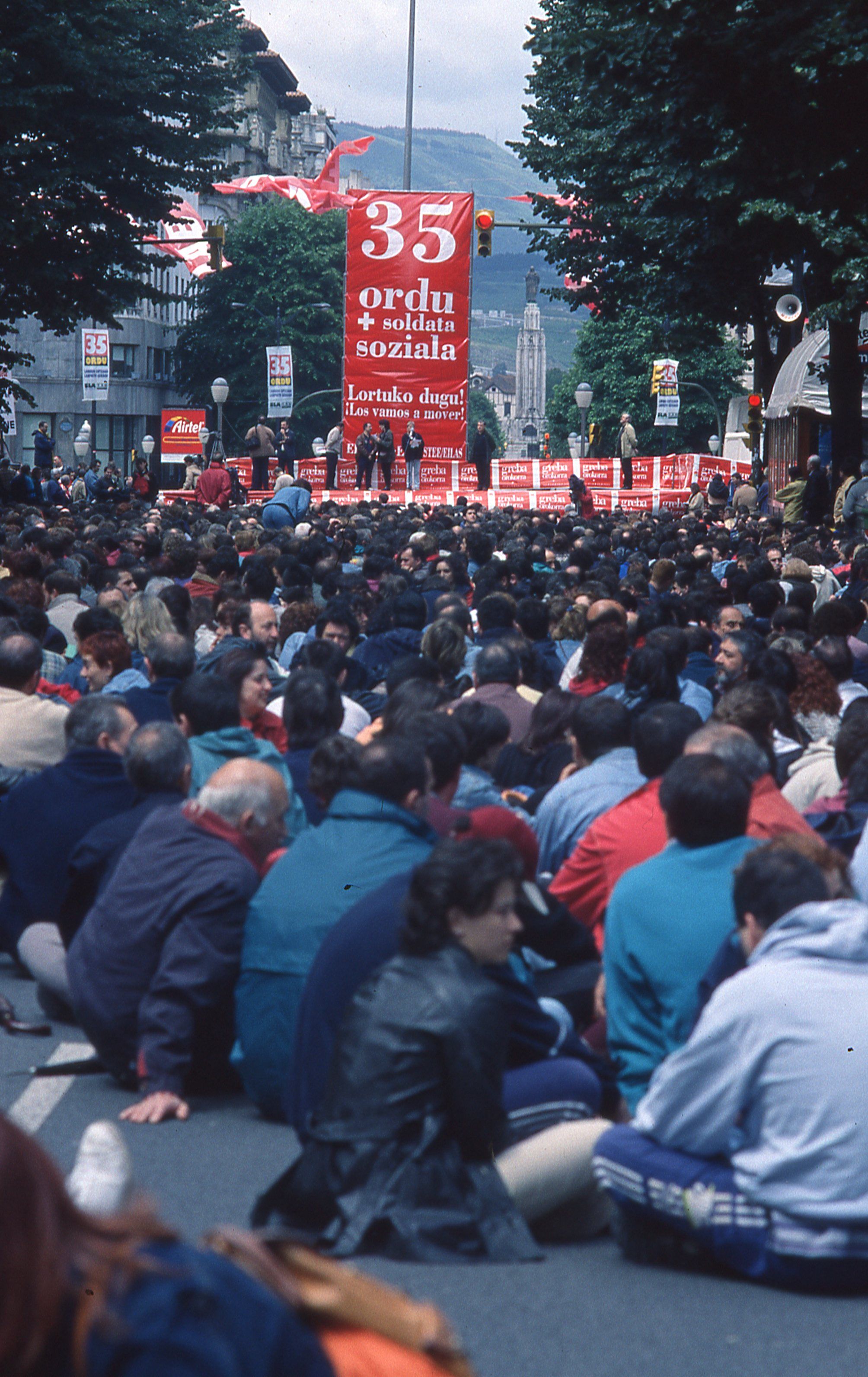 35 orduko lan astearen greba orokorra