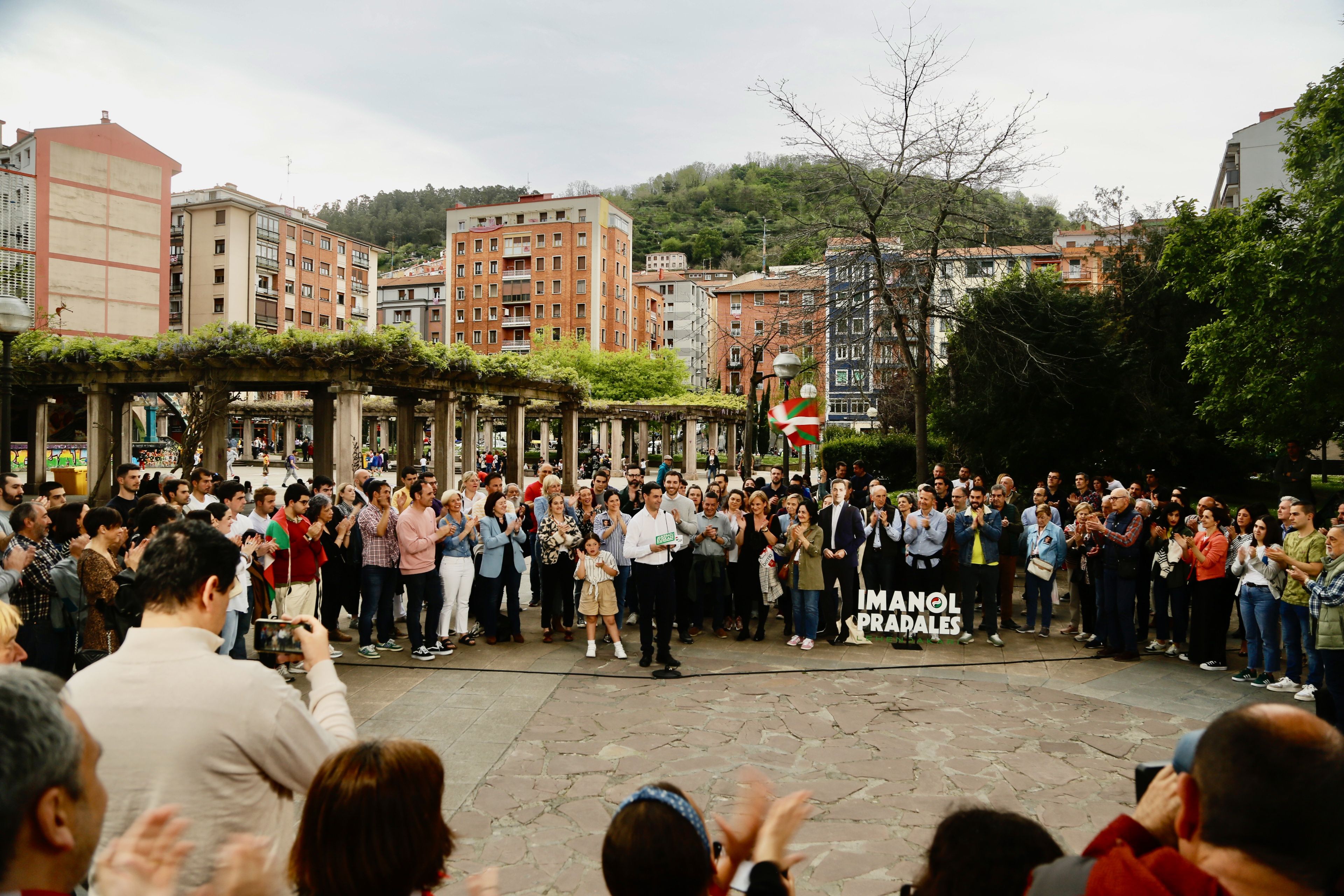 Imanol Pradales EAJren lehendakarigaia, Bilbon, mitinean. EAJ