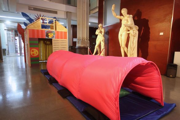'Zapaburu' erakusketako piezetako bat, Bilboko Berreginen Museoan. OSKAR MATXIN EDESA / FOKU 'Zapaburu' erakusketako piezetako bat, Bilboko Berreginen Museoan. OSKAR MATXIN EDESA / FOKU