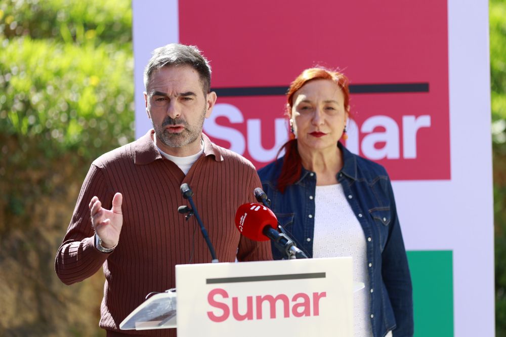 Andeka Larrea Arrigorriagan egin duen ekitaldian, gaur. SUMAR Andeka Larrea Arrigorriagan egin duen ekitaldian, gaur. SUMAR