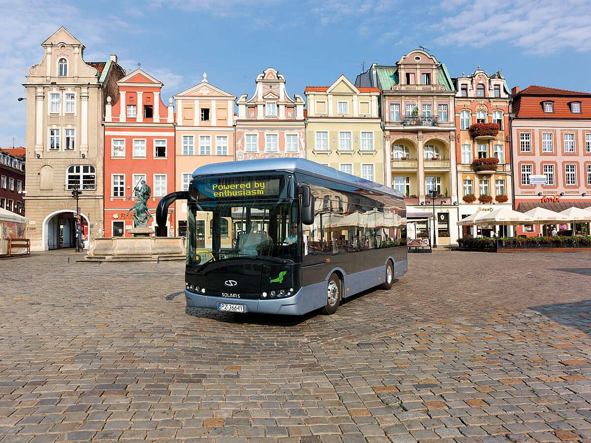Poloniako Solaris konpainiaren Urbino modeloa, hiri barrurako autobus elektrikoa. SOLARIS.
