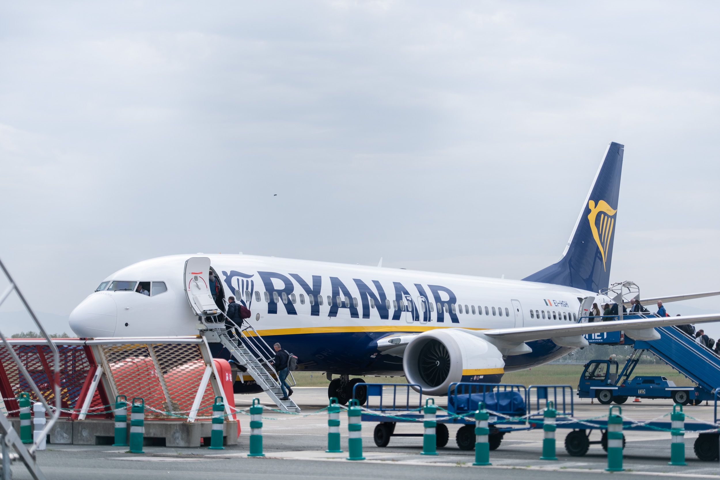 MIARRITZEKO AIREPORTUA - RYANAIR