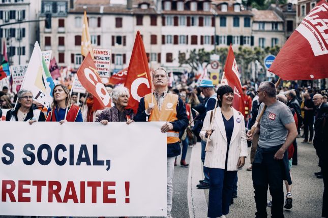 MAIATZAREN LEHENA - MOBILIZAZIOA MAIATZAREN LEHENA - MOBILIZAZIOA
