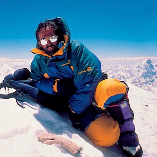 Juanito Oiarzabal Annapurna tontorrean (8.091 m). Juanito Oiarzabal Annapurna tontorrean (8.091 m).