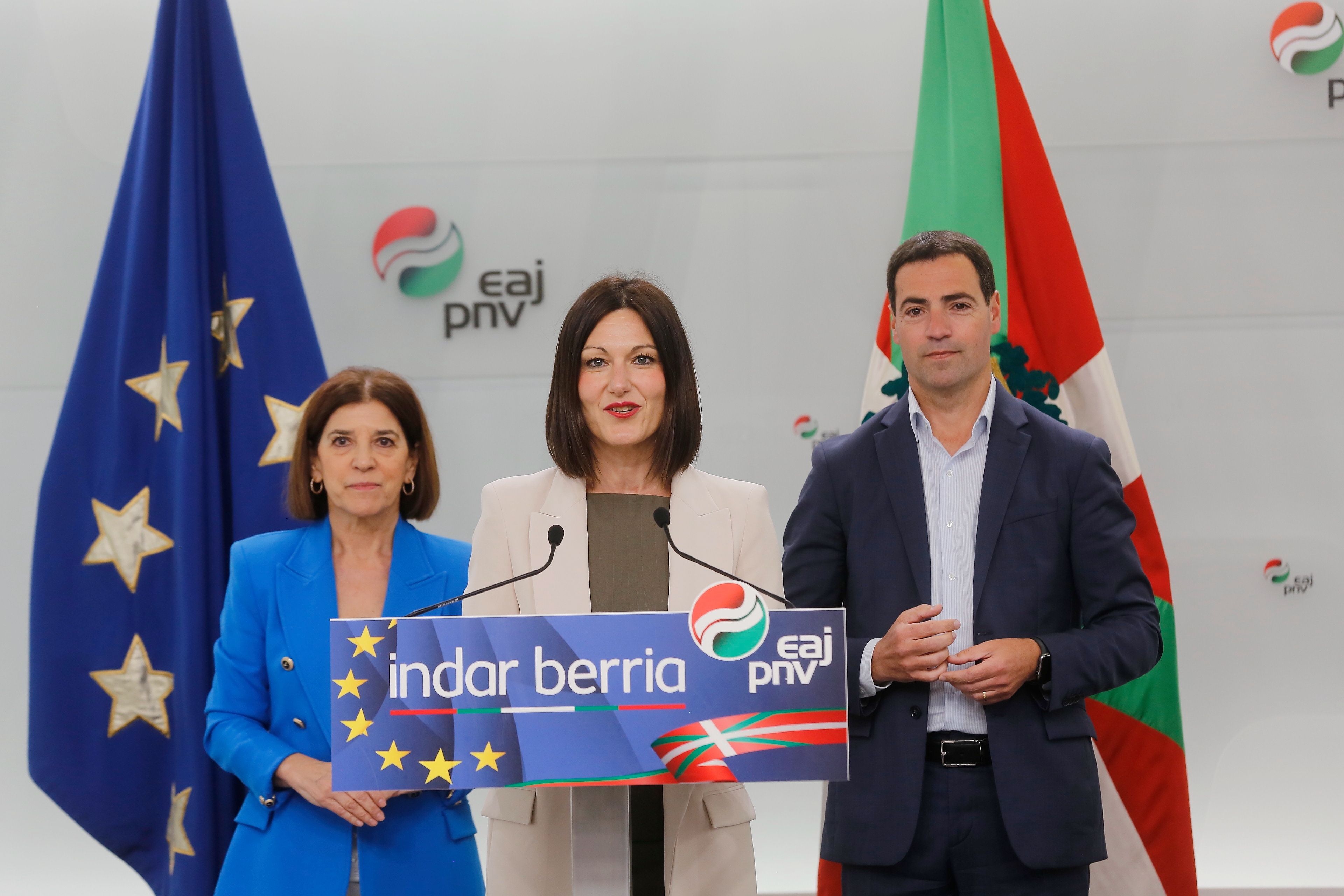 Agirregoitia, Pradalesekin eta Bilbaorekin batera, artxiboko irudian. EAJ