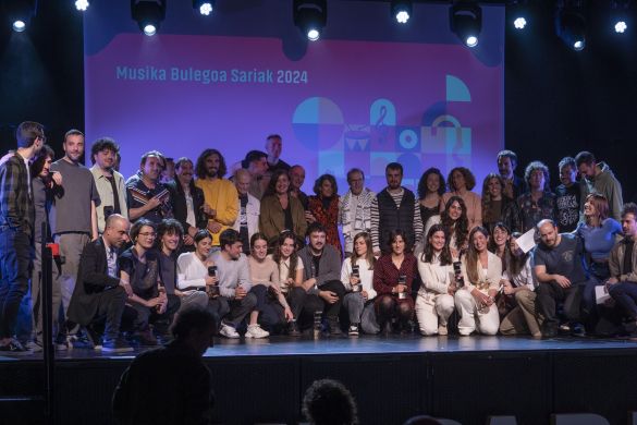 Ibil bedi, Janus Lester, Zetak eta ‘Irati’ filmaren soinu banda daude Musika Bulegoak sarituen artean Ibil bedi, Janus Lester, Zetak eta ‘Irati’ filmaren soinu banda daude Musika Bulegoak sarituen artean