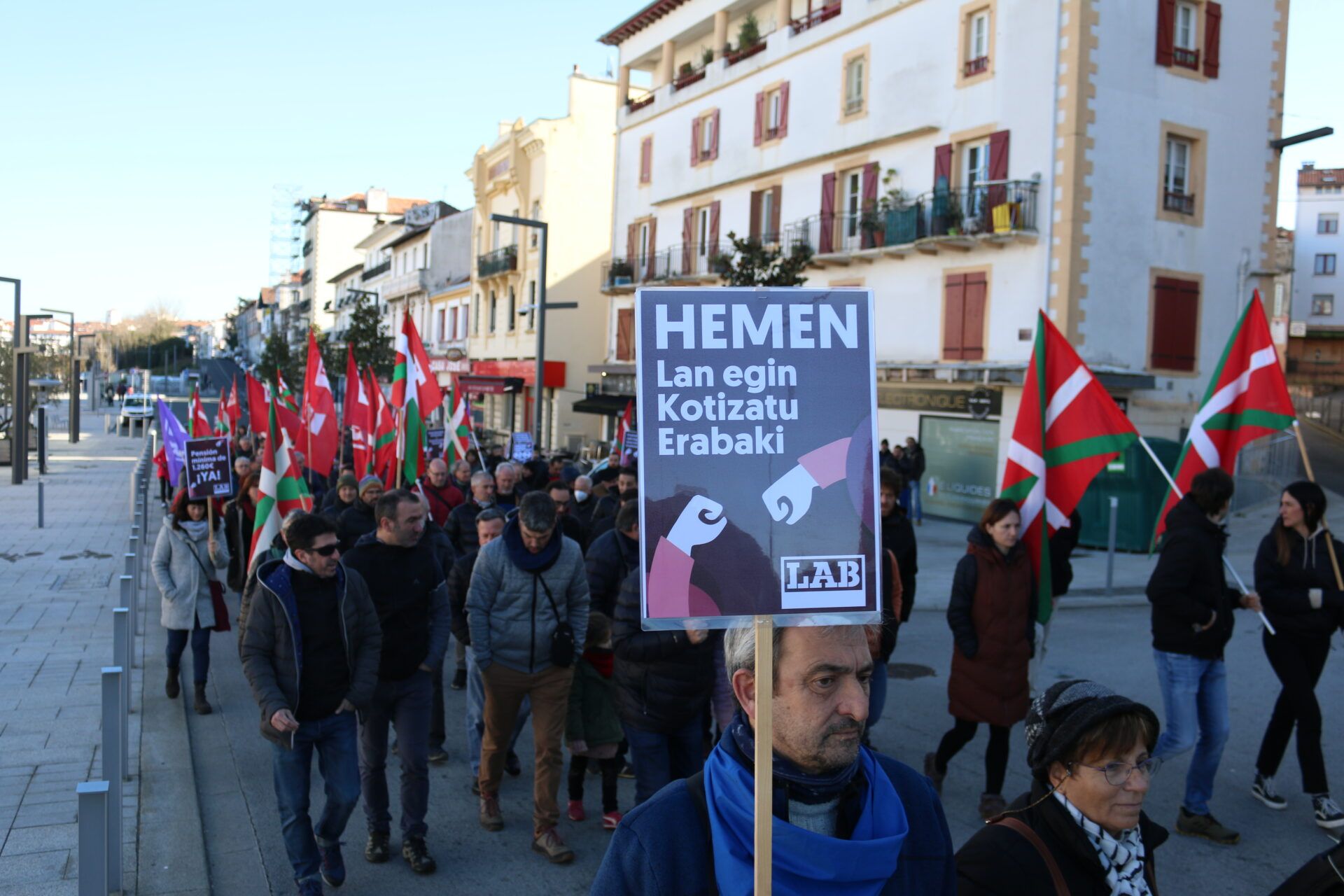 LAB sindikatuaren mobilizazio bat, pentsio sistema propioa eskatzeko. LAB