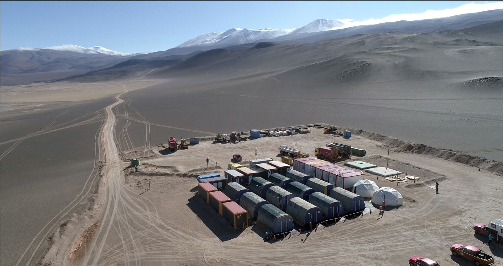 Txileko Atacama basamortuko litio meatze bat. Empresa Nacional de Mineria / EFE