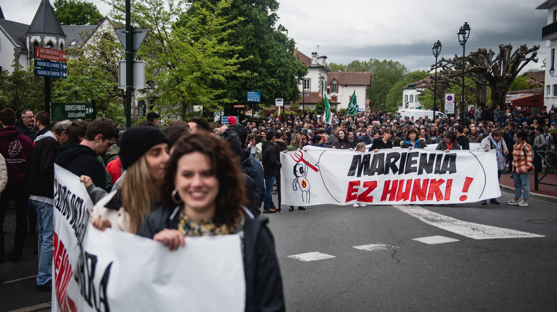 "MARIENIA EZ HUNKI"