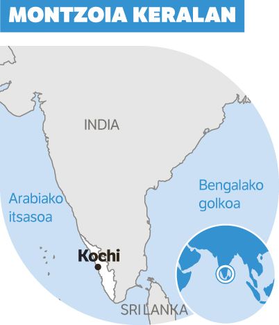 Indian 930 pertsona hil ditu azken ehun urteetako montzoi garai bortitzenak.