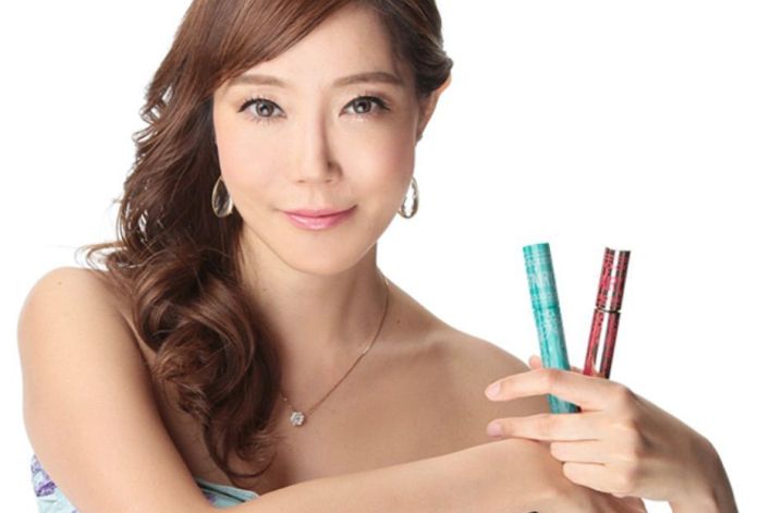AYA YASUDA AYA YASUDA