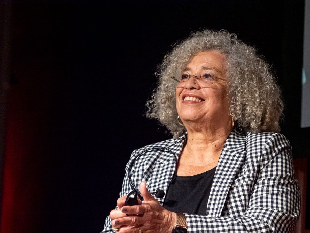 Angela Davis, atzo, Bartzelonako Fira Literalean. DANI CODINA