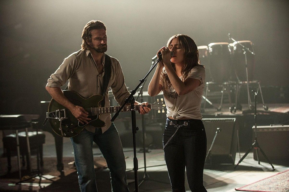 Bradley Cooper eta Lady Gaga dira filmeko protagonistak. BERRIA.