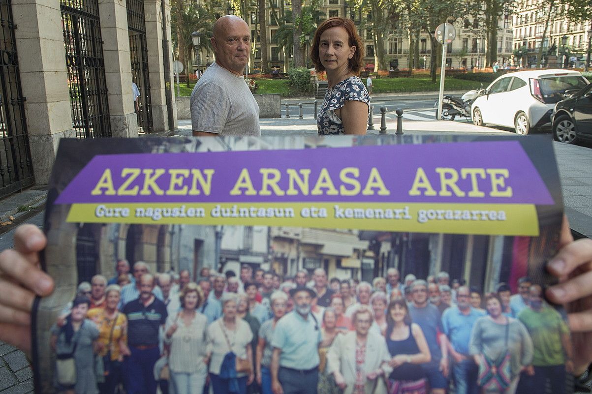 Koldo Zelestino eta Rita Naveira pelikularen zuzendariak. MONIKA DEL VALLE / FOKU. Koldo Zelestino eta Rita Naveira pelikularen zuzendariak. MONIKA DEL VALLE / FOKU.