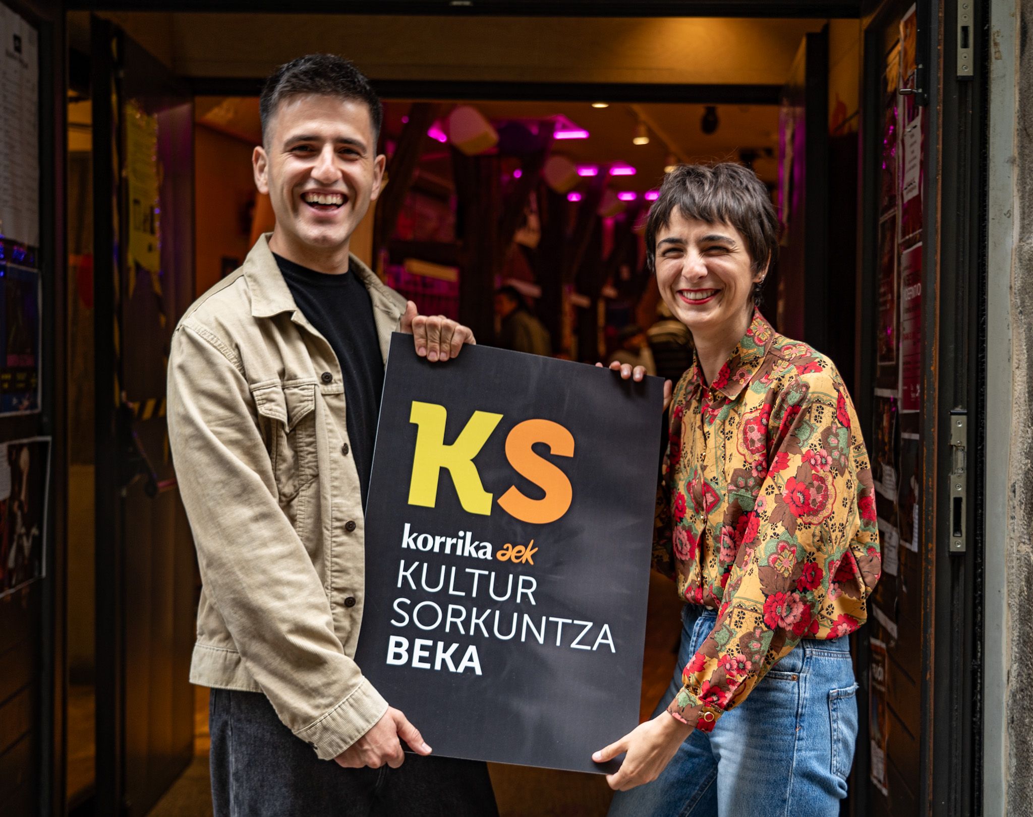 Xanti Agirrezabala eta Erika Olaizolak irabazi dute AEK Korrika kultur sorkuntzarako beka