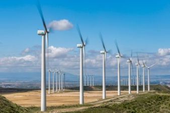 Enhol taldearen Serralta parke eolikoa Cabanillasen dago eta abian den birpotentziatutako parke bakarra da. Enhol taldearen Serralta parke eolikoa Cabanillasen dago eta abian den birpotentziatutako parke bakarra da.