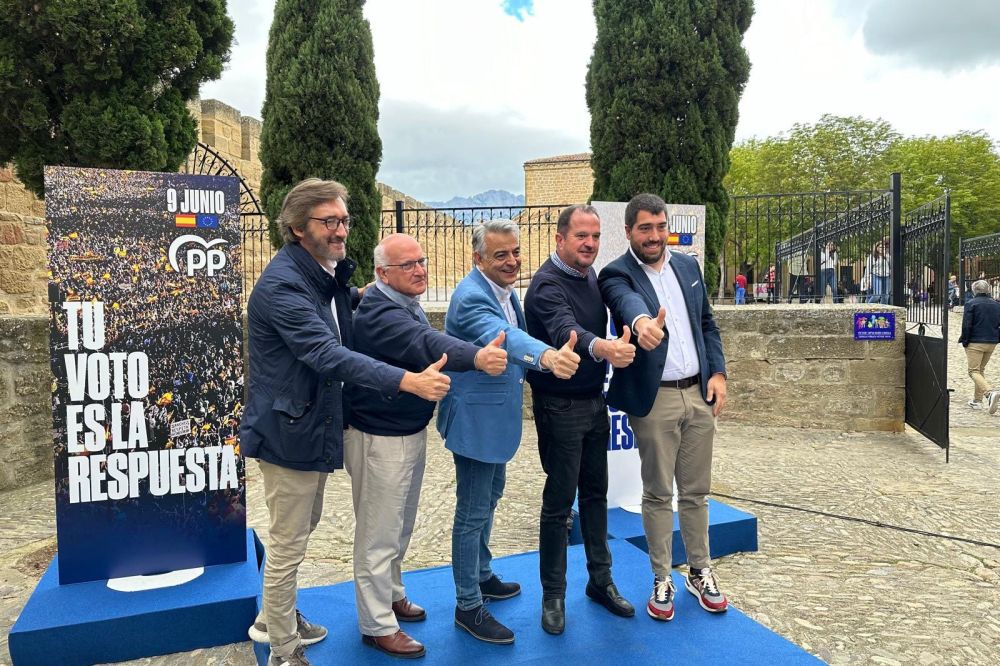 PPko ordezkariak, gaur goizean, Guardian. PP