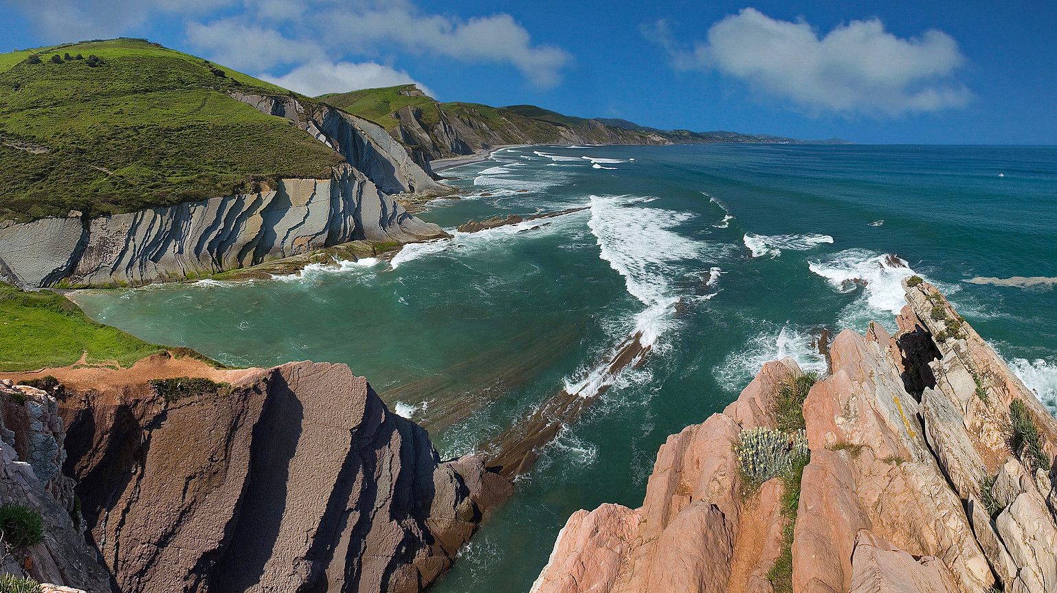 Zumaia, Deba eta Mutrikuko itsaslabarrak. GEOPARKEA.