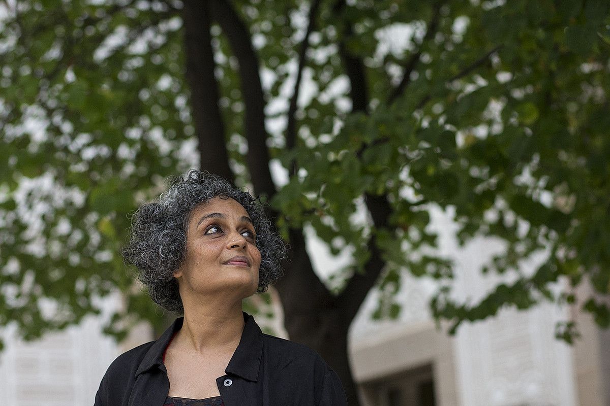 Arundhati Roy idazle indiarra. QUIQUE GARCIA / EFE.