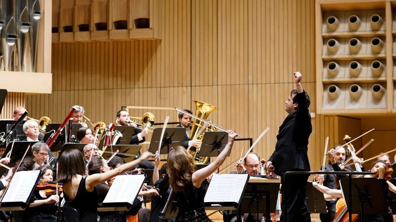 Euskadiko orkestrak Linz hirian emandako kontzertuaren une bat. EOS.