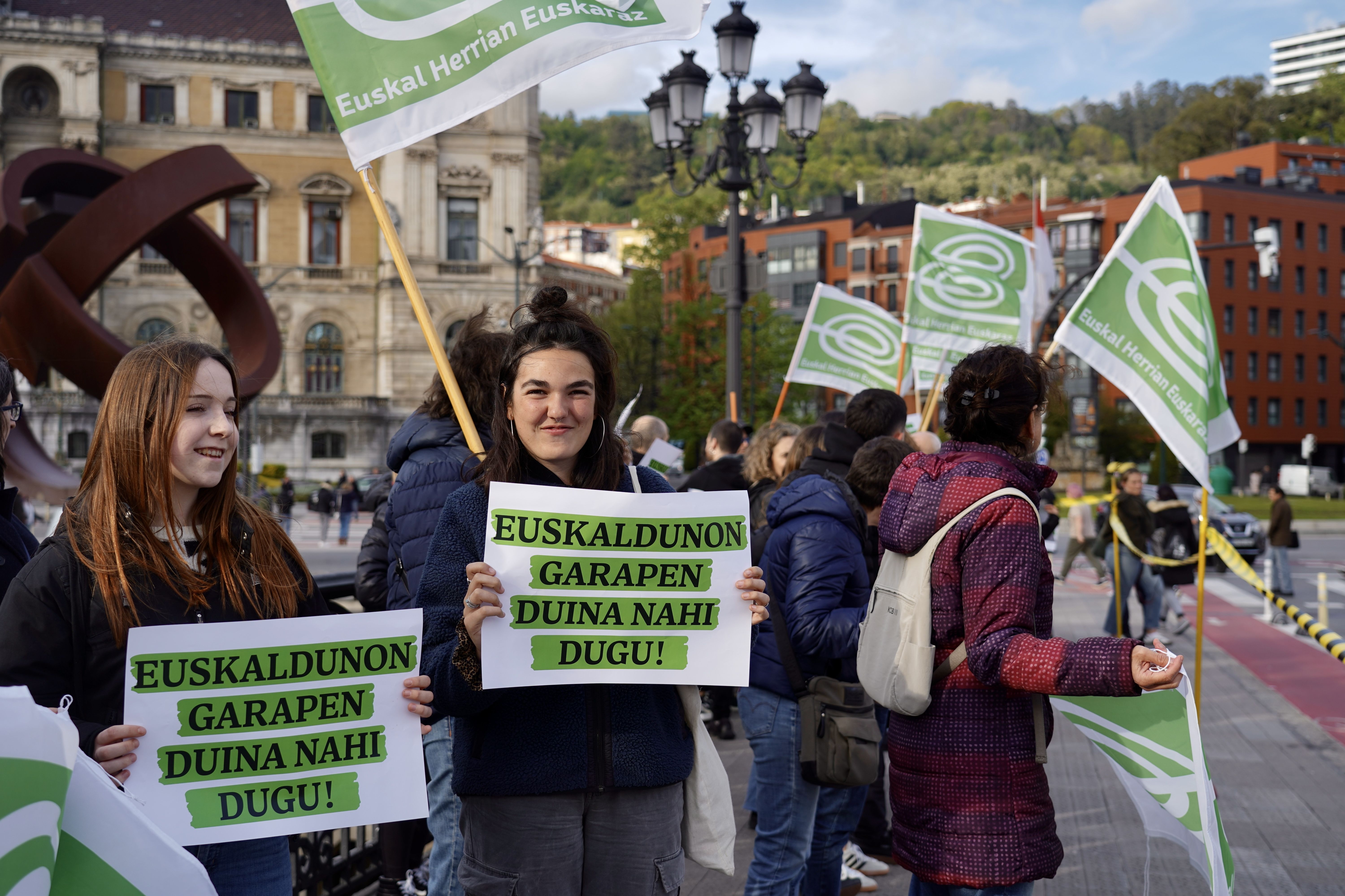 Euskaldunon harrotze asteko ekintza, Bilbon. MONIKA DEL VALLE / FOKU