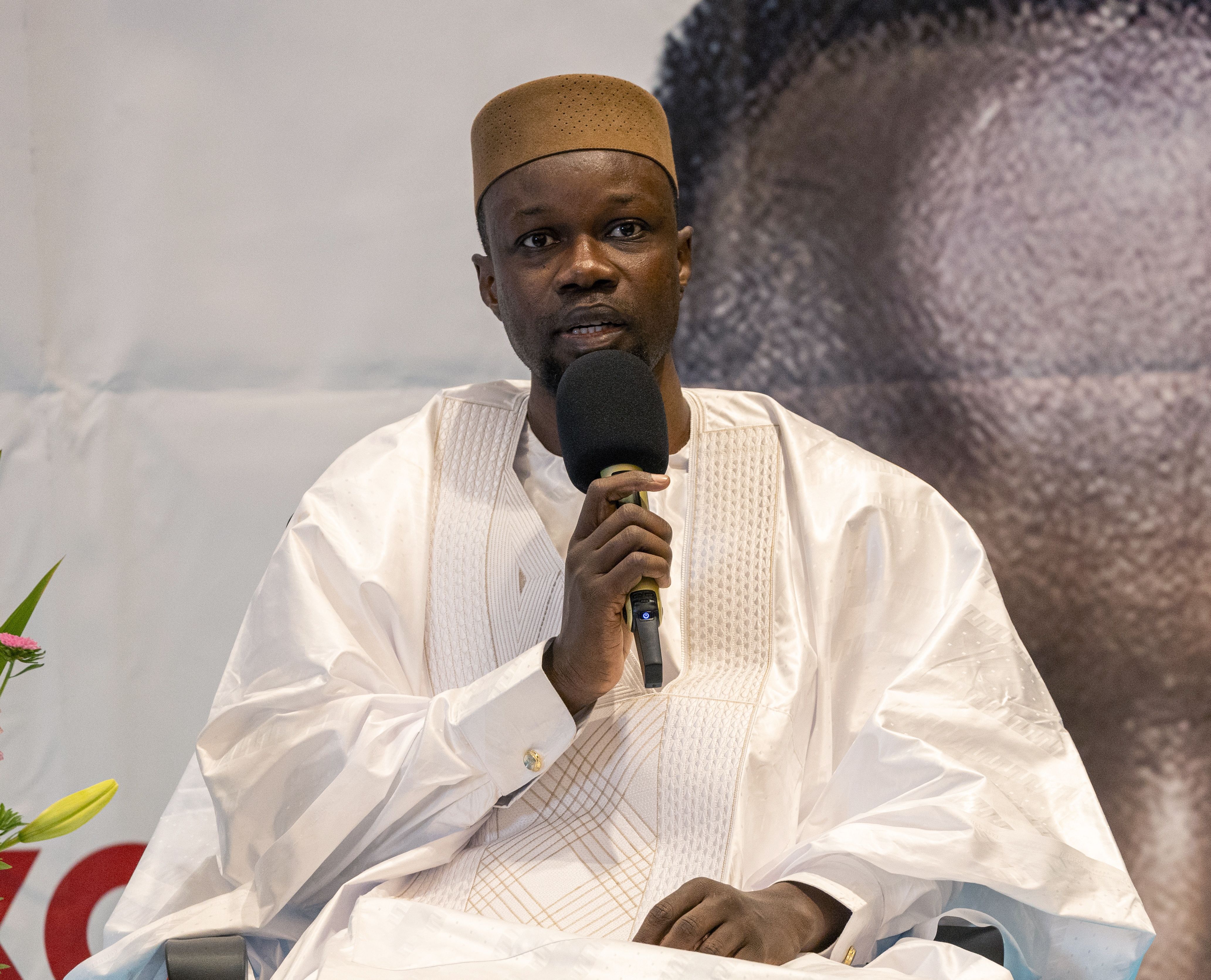 Ousmane Sonko hitzaldi bat ematen, Martxoan. JEROME FAVRE / EFE