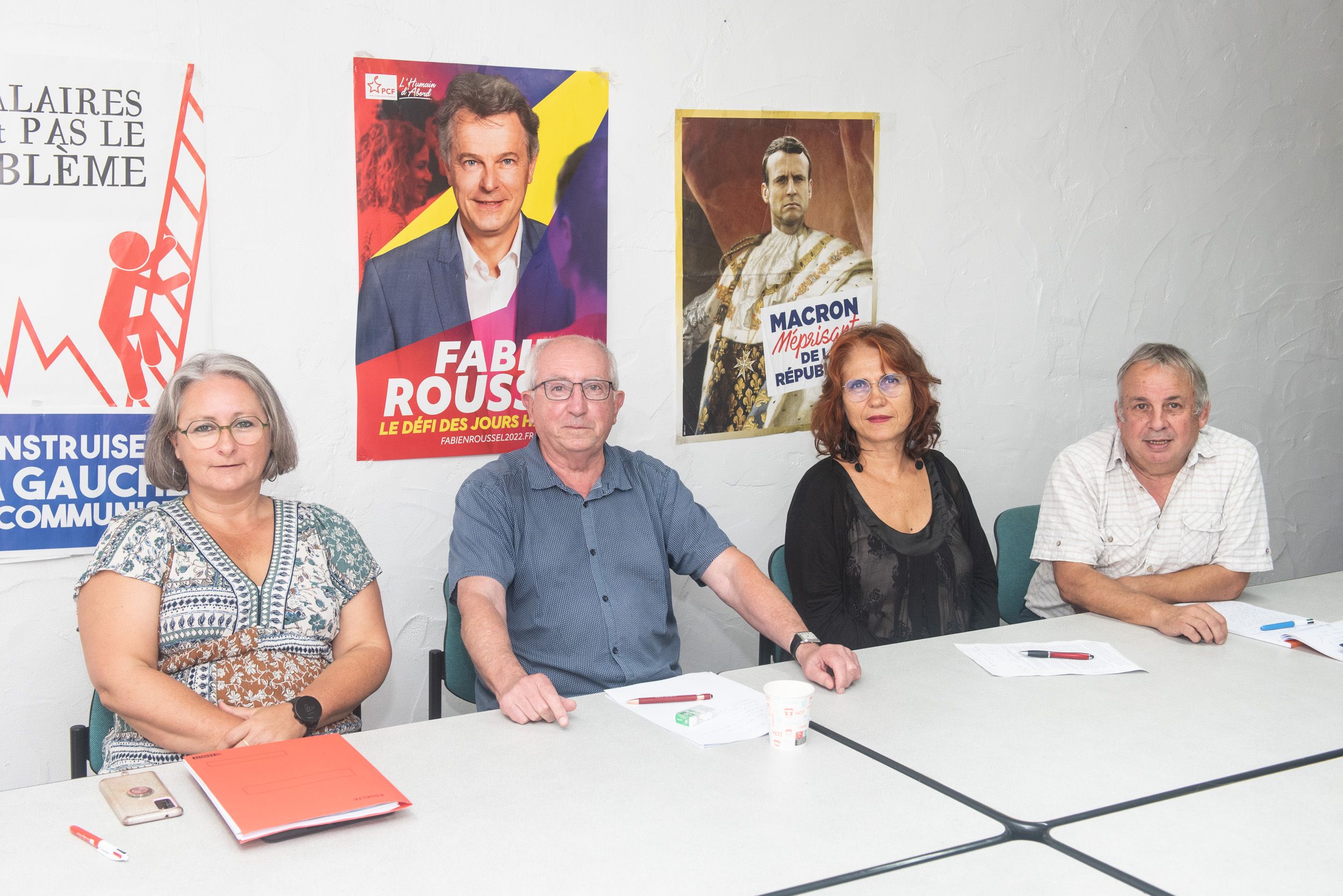 PCF Frantziako alderdi komunistaren prentsaurreko bat, iazko irailean. GUILLAUME FAUVEAU