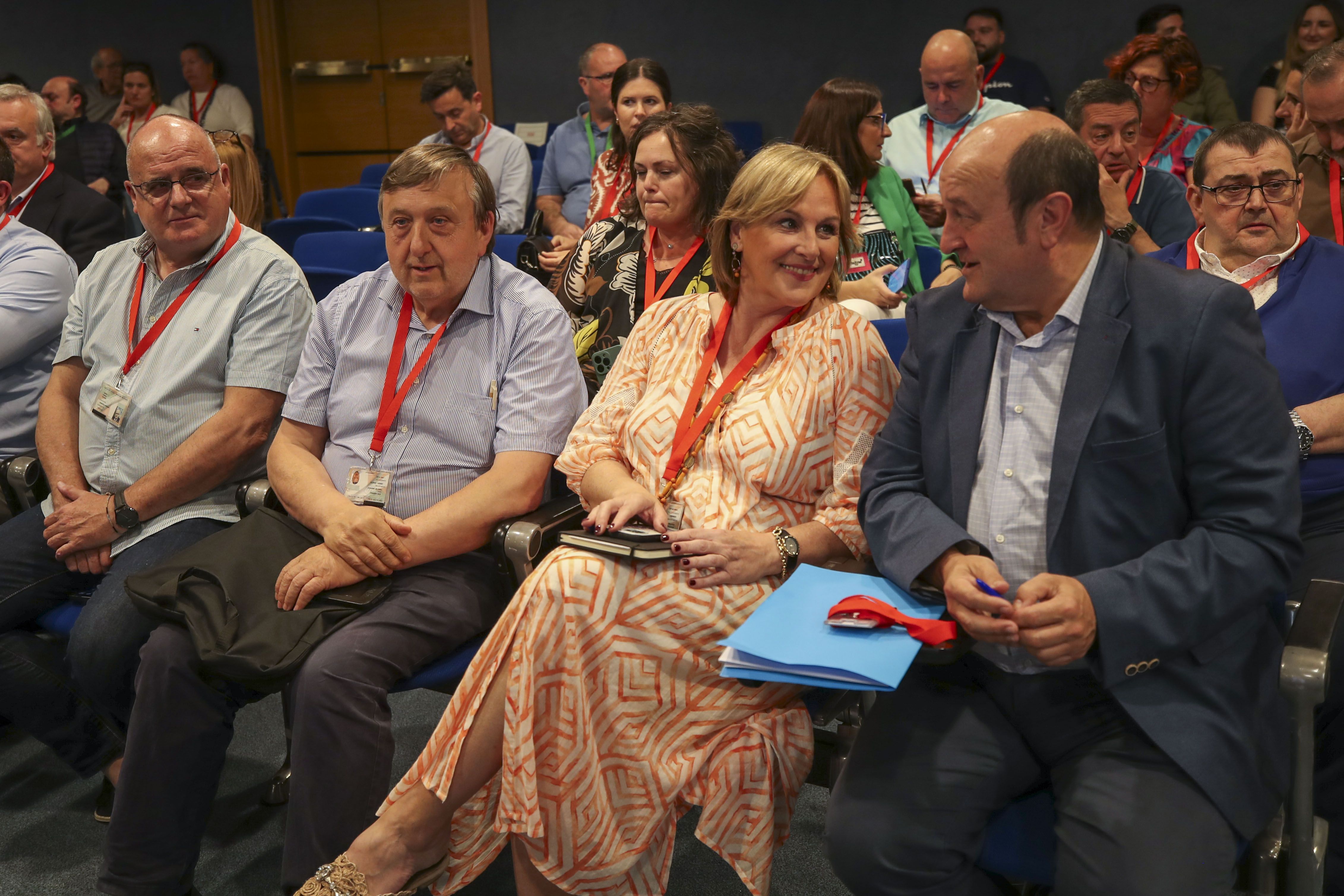 EAJren Aberri Batzarra Sabin Etxean bildu da gaur, ezohiko bileran. LUIS TEJIDO / EFE