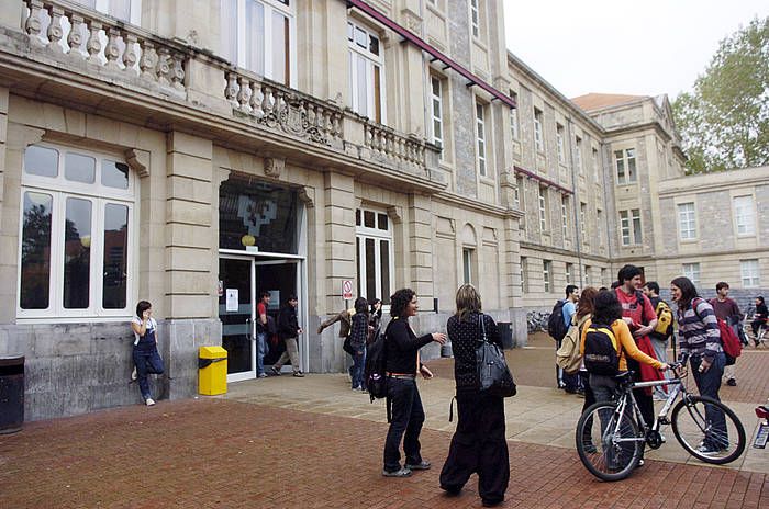 Gasteizko campuseko liburutegia, artxiboko irudian. JUANAN RUIZ, FOKU.