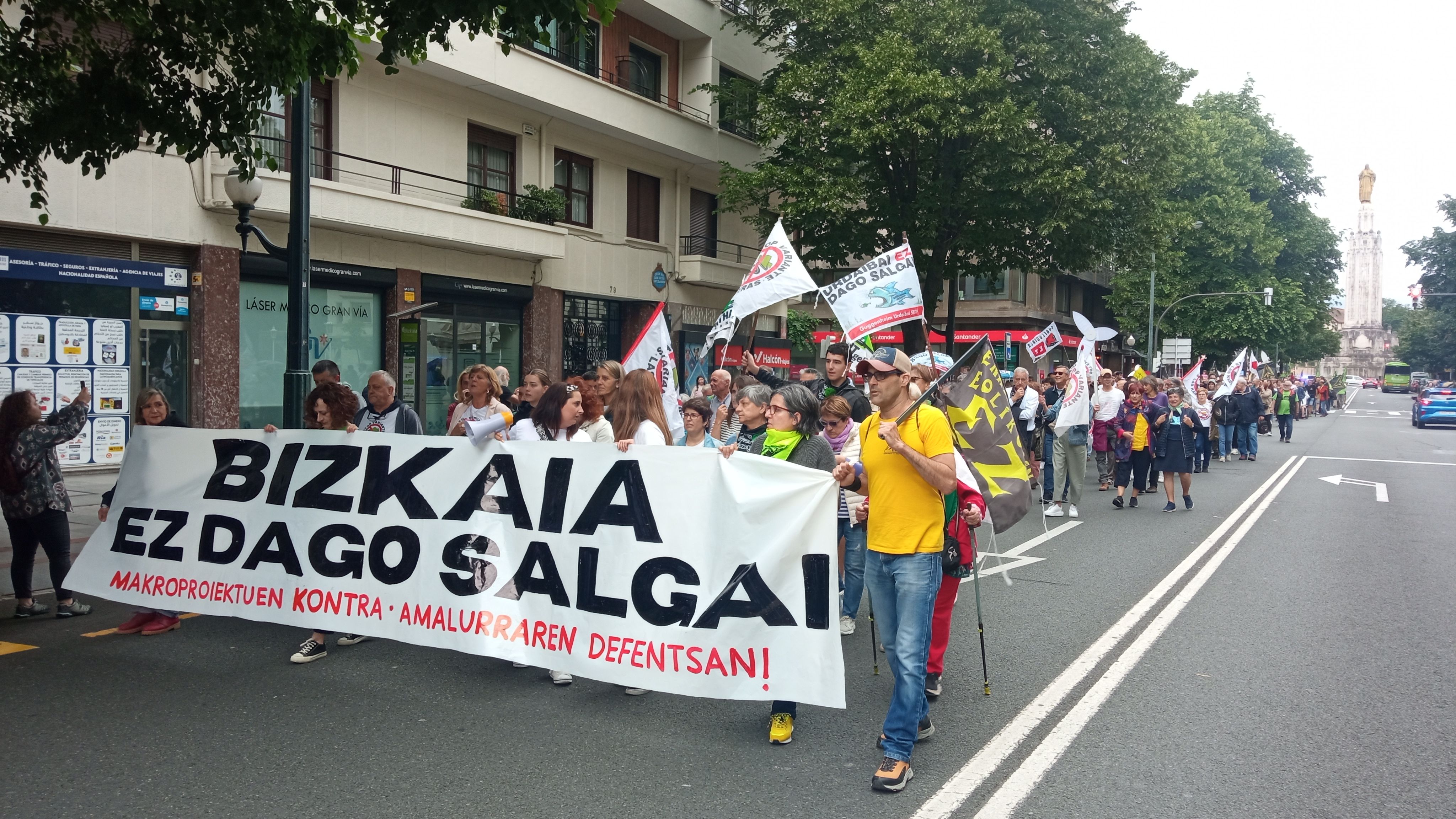 Ehunka lagunek parte hartu dute Bilboko gaurko manifestazioan. BERRIA