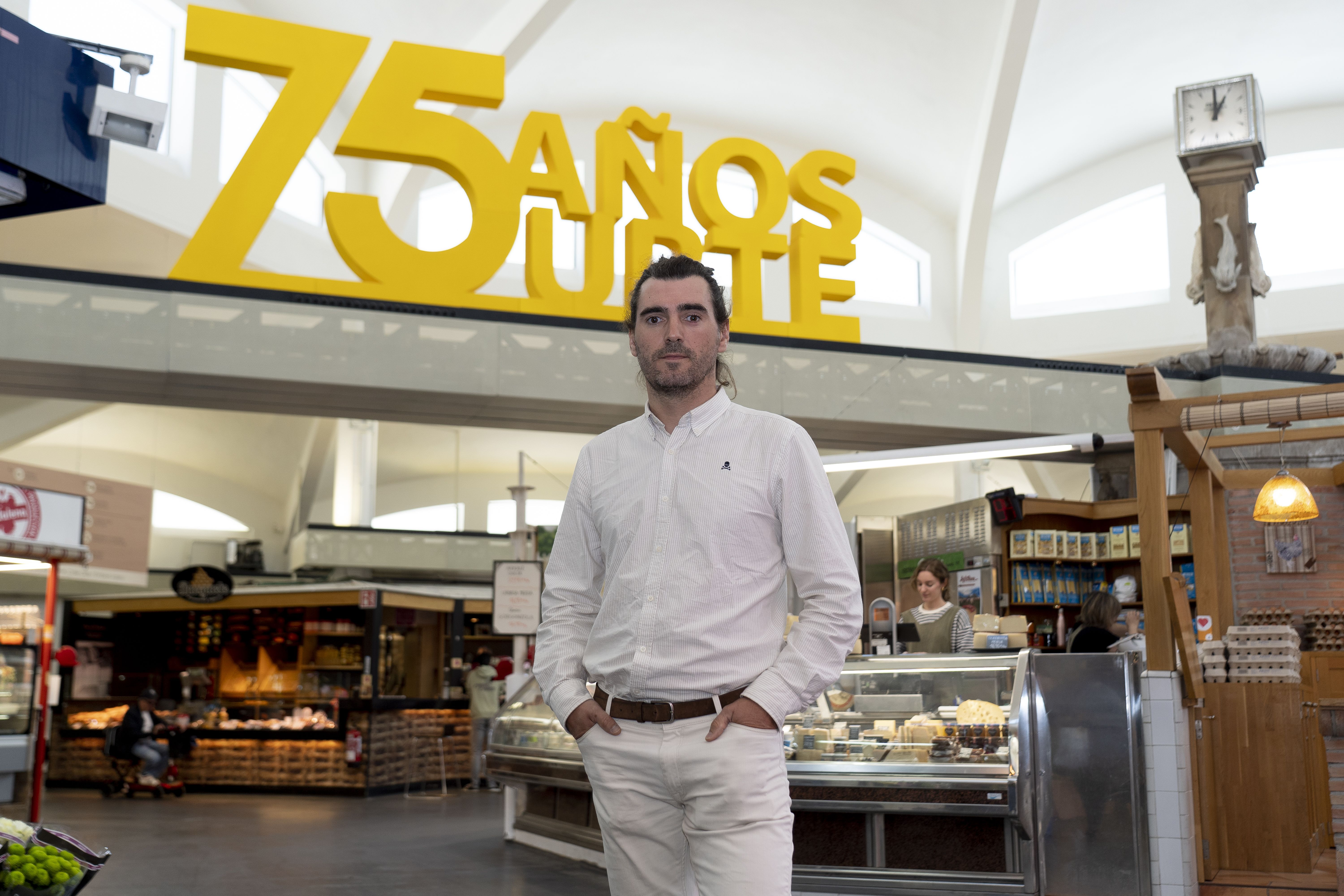 (ID_13976259) Joxe Elgorriaga, Zabalguneko merkatua kudeatzen duen Comiruña enpresako kiudeatzailea