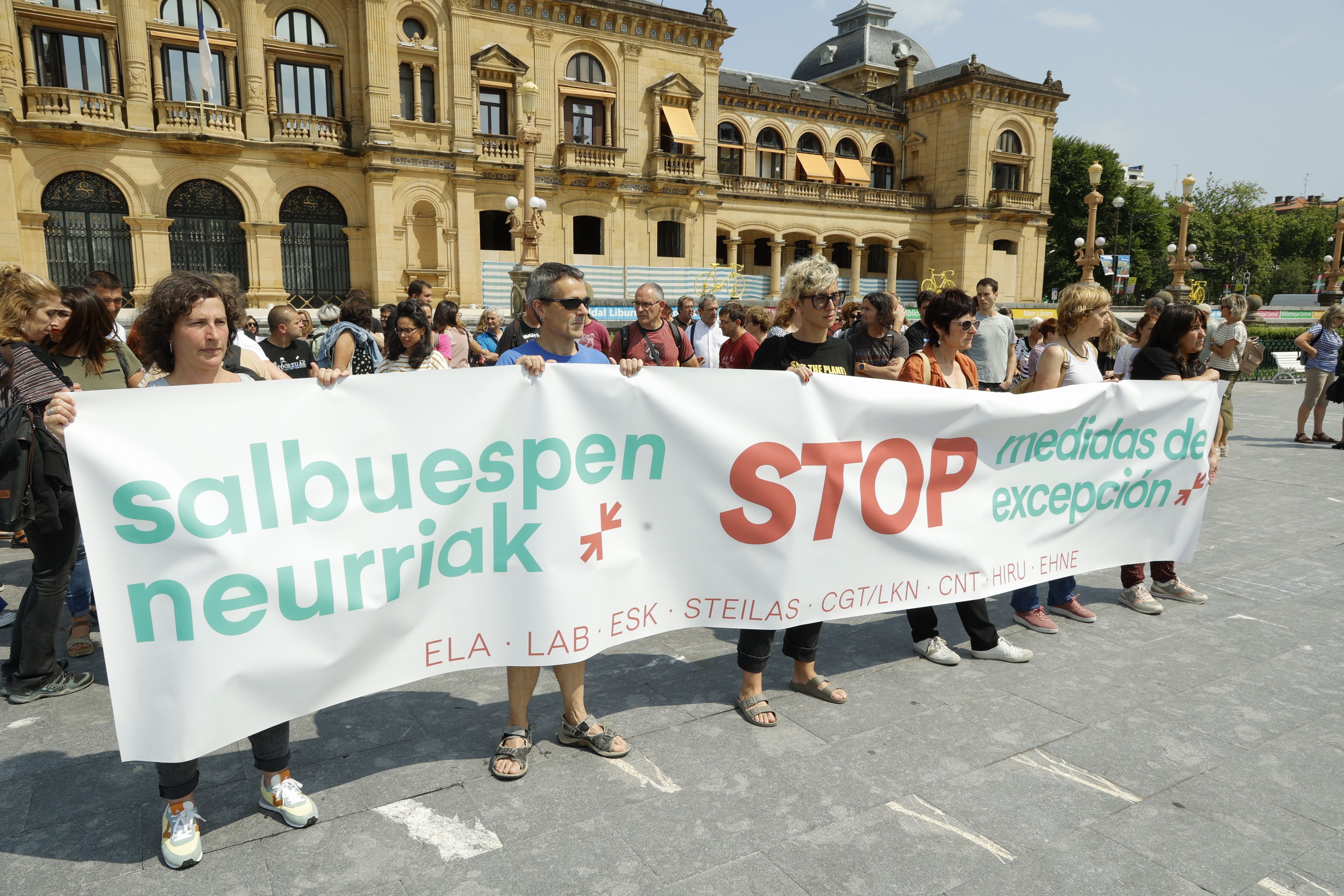 Sindikatuen mobilizazioa, gaur, Donostian. MAIALEN ANDRES / FOKU