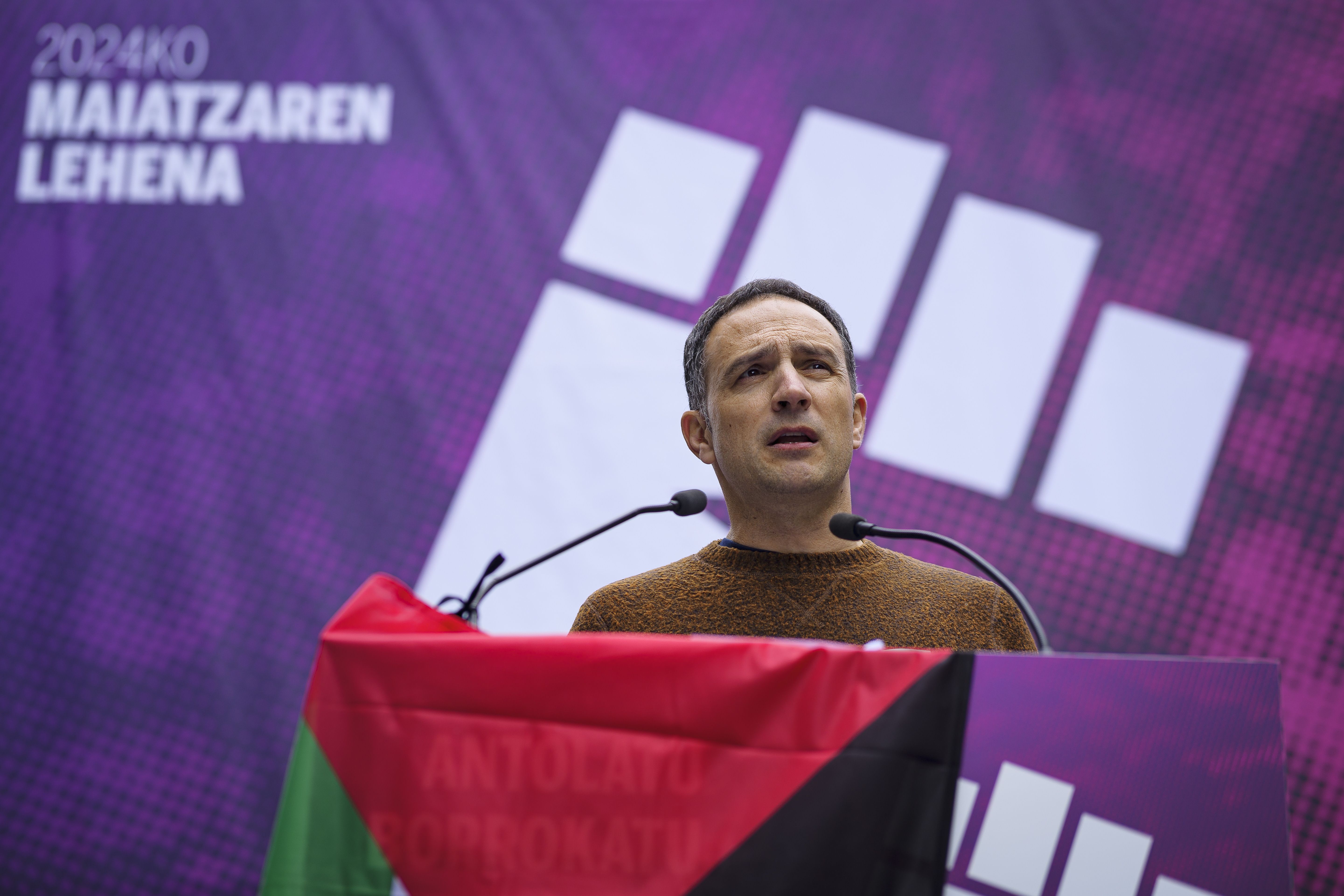 Mitxel Lakuntza, Maiatzaren Lehenean, Bilbon.