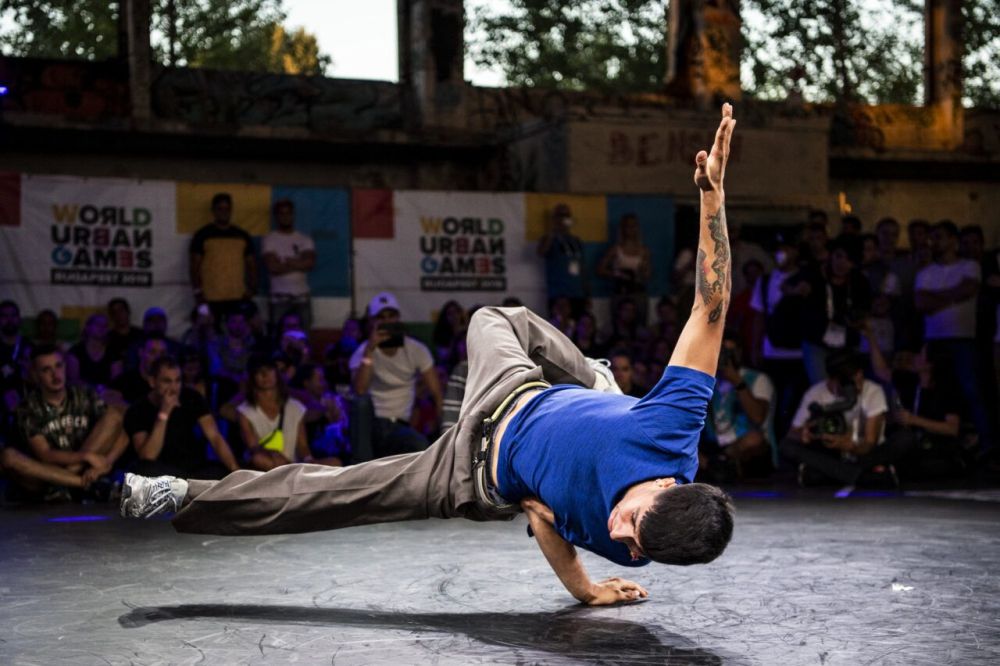 Victor Montalvo breakdance dantzaria, Chicagon. ANDREA MONTOLIVO / EFE Victor Montalvo breakdance dantzaria, Chicagon. ANDREA MONTOLIVO / EFE