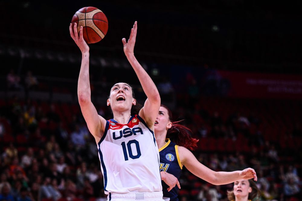 Breanna Stewart Saskibaloiko Munduko Txapelketan. JAMES GOURLEY / EFE Breanna Stewart Saskibaloiko Munduko Txapelketan. JAMES GOURLEY / EFE