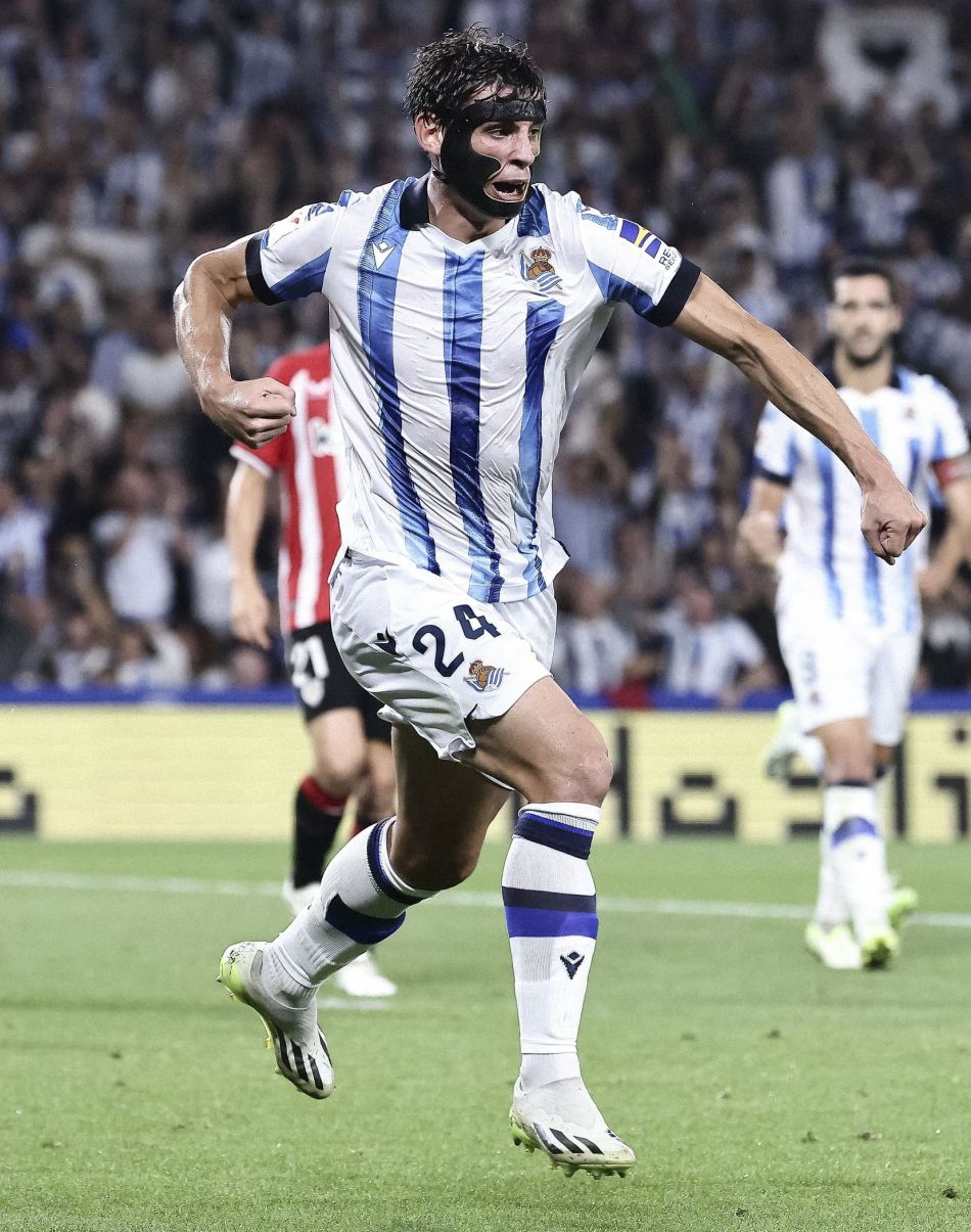 Le Normand Netflixen 'La Liga' dokumental saioan. Le Normand Netflixen 'La Liga' dokumental saioan.